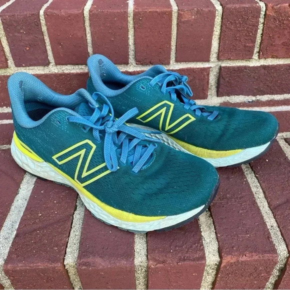 New Balance 880 Size 8.5 - Picture 1 of 5